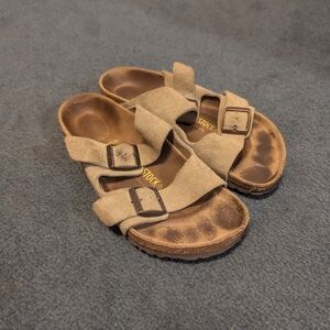 Birkenstock Tan Sandals with Adjustable Straps